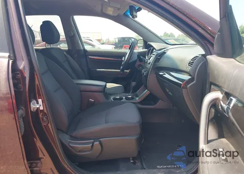 2011 Kia Sorento Lx V6 z USA, uszkodzony, nr VIN 5XYKTDA28BG129320